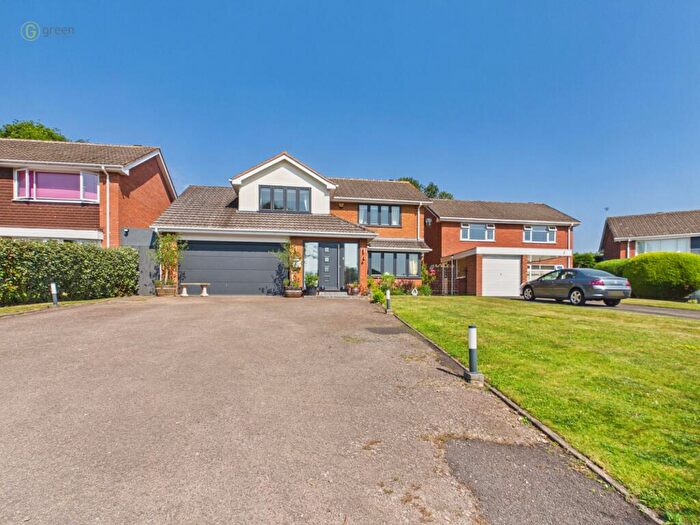 4 Bedroom Detached House For Sale In , The Mount, Curdworth, B76