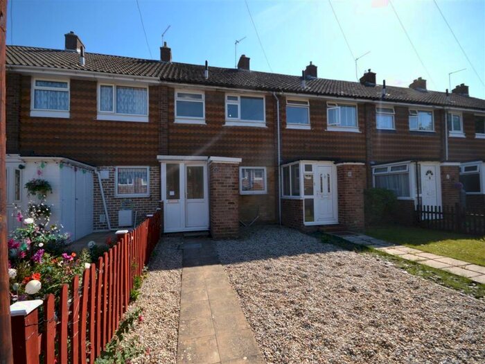 3 Bedroom Terraced House To Rent In The Mount, Hailsham, BN27