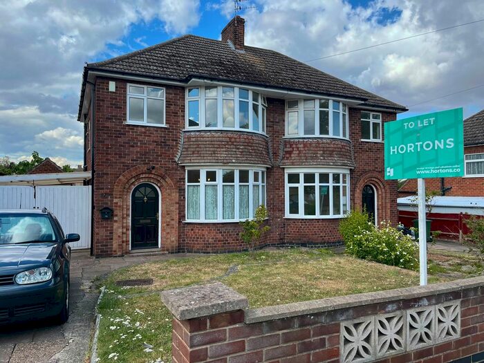 3 Bedroom Semi-Detached House To Rent In Park Road, Loughborough, LE11