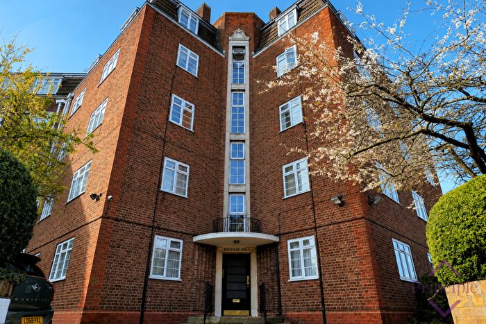 3 Bedroom Apartment To Rent In Melville Hall, Holly Road, Birmingham, B16