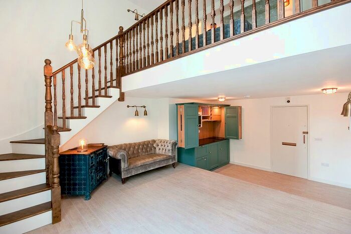 1 Bedroom Apartment To Rent In Britton Street, EC1M