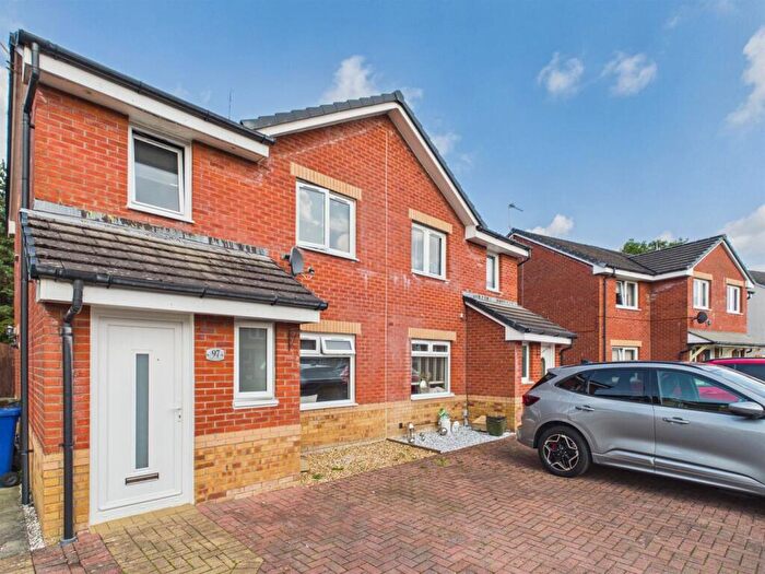 3 Bedroom Semi Detached House For Sale In Osprey Road, Paisley, PA3