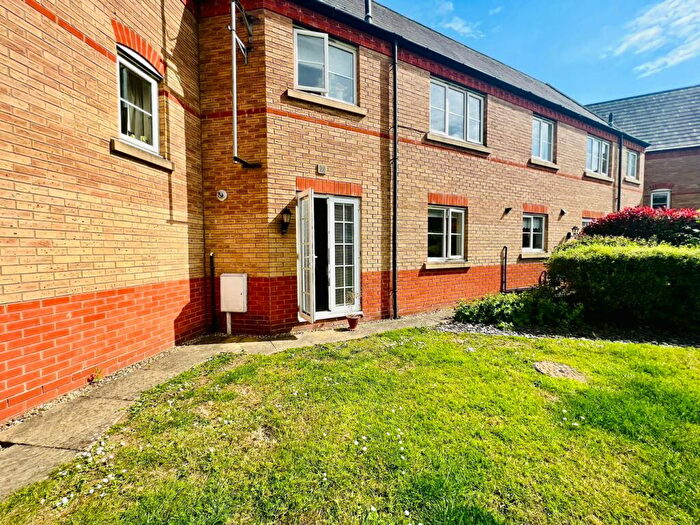 2 Bedroom Apartment To Rent In Aykroft, Bourne, PE10