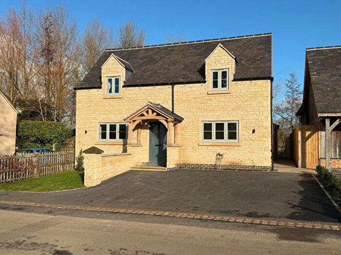 3 Bedroom Detached House For Sale In Stone Cottage, Wymondham, LE14