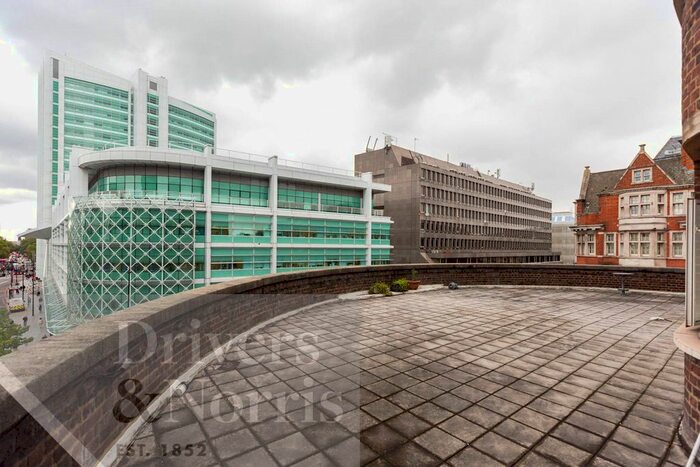 Studio To Rent In Warren Court, Euston, London, NW1