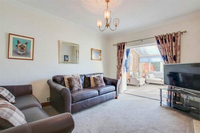 3 Bedroom Terraced House For Sale In White Stubbs Lane, Bayford, Hertford, SG13