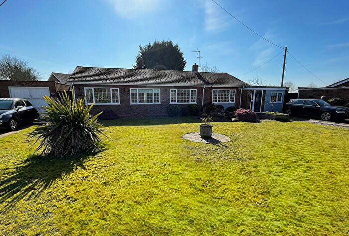 5 Bedroom Bungalow For Sale In Towcester Road, Milton Malsor, Northampton, NN4