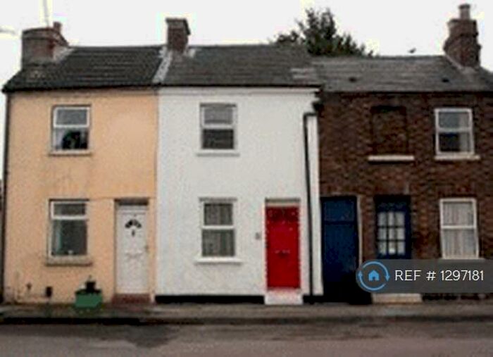 2 Bedroom Terraced House To Rent In Cleeveland Street, Cheltenham, GL51