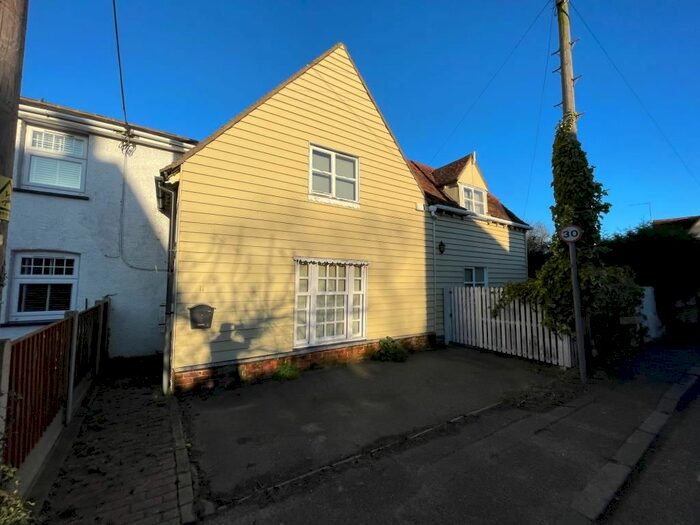 3 Bedroom End Of Terrace House For Sale In Kelvedon Road, Tolleshunt D'arcy, Maldon, Essex, CM9