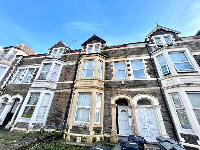3 Bedroom Flat To Rent In Cowbridge Road East, Cardiff, CF11
