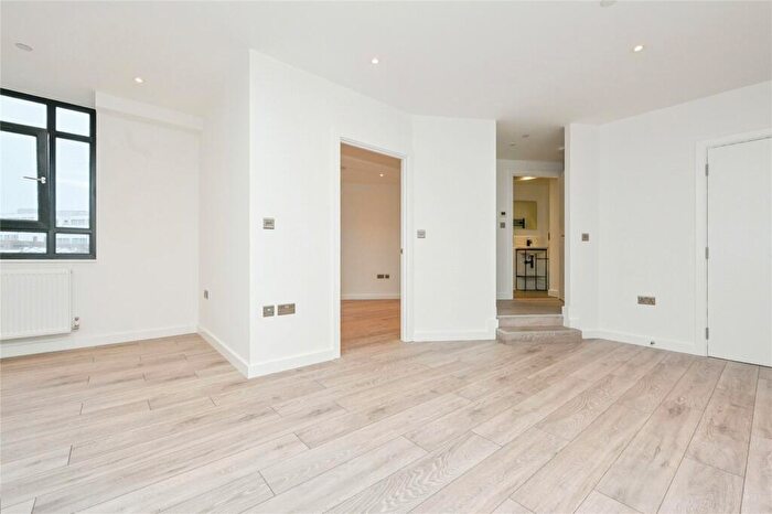 1 Bedroom Flat For Sale In Cresta House, Alma Street, Luton, LU1