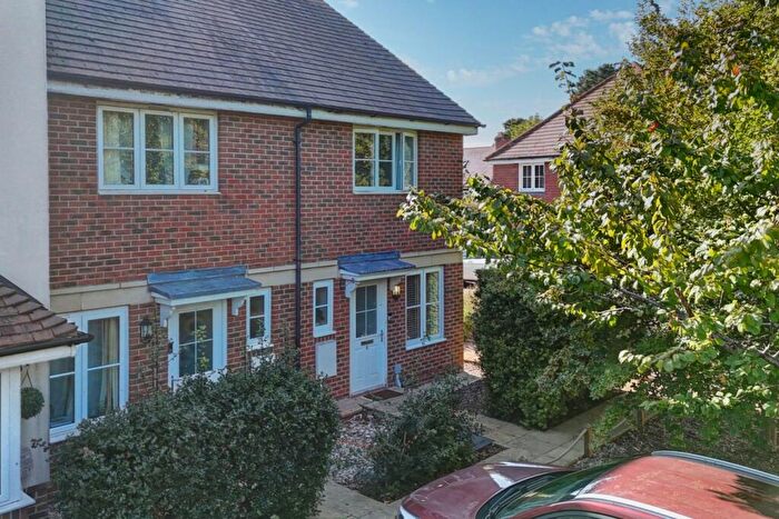 2 Bedroom End Of Terrace House For Sale In Buckle Gardens, Hellingly, BN27