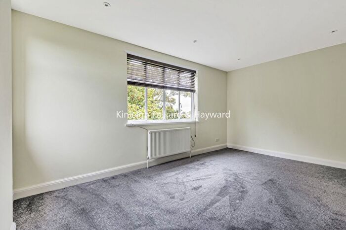 1 Bedroom Flat To Rent In Haslemere Road, London, N8