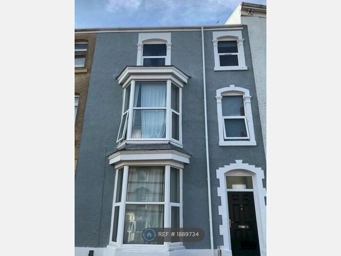 8 Bedroom Terraced House To Rent In Bryn Road, Abertawe, SA2