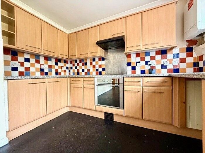 3 Bedroom Property To Rent In Grosvenor Drive, Loughton, IG10