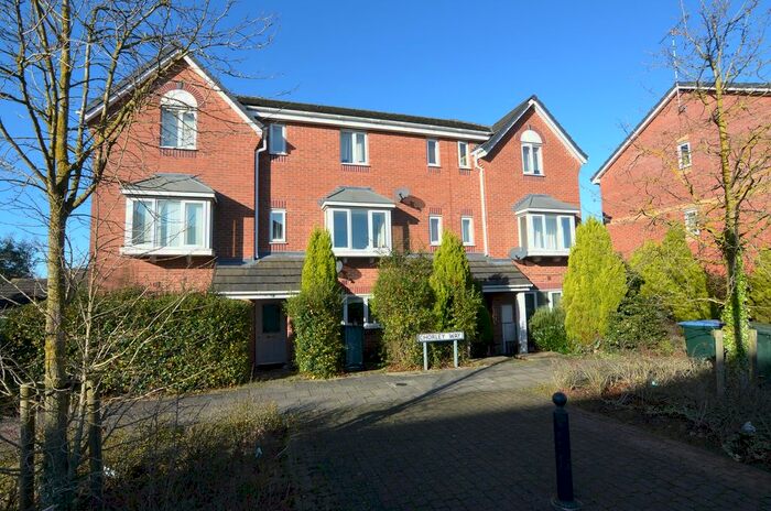 4 Bedroom End Of Terrace House To Rent In Chorley Way, Daimler Green, Coventry, CV6