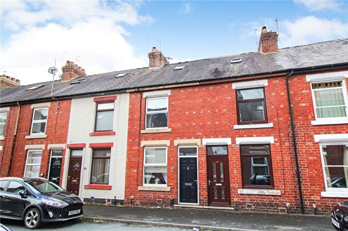 2 Bedroom Terraced House For Sale In Avenue Grove, Harrogate, North Yorkshire, HG2