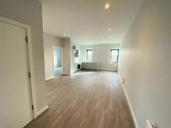 2 Bedroom Apartment To Rent In Sky Gardens, Crosby Road North, Waterloo, Liverpool, L22