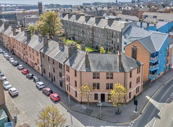 2 Bedroom Flat To Rent In Maitland Street, Dundee, DD4