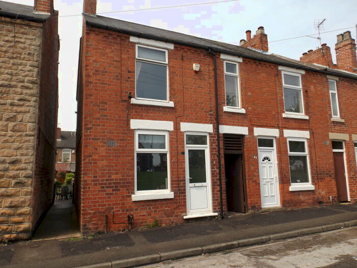 3 Bedroom House To Rent In Occupation Road, Hucknall, NG15