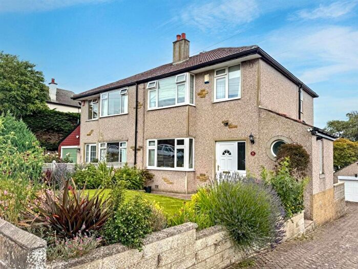 3 Bedroom Semi-Detached House For Sale In Dradishaw Road, Silsden, BD20