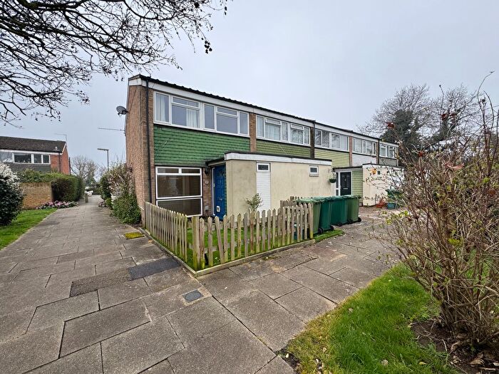 3 Bedroom Terraced House To Rent In Falcon Way, Sunbury-On-Thames, TW16