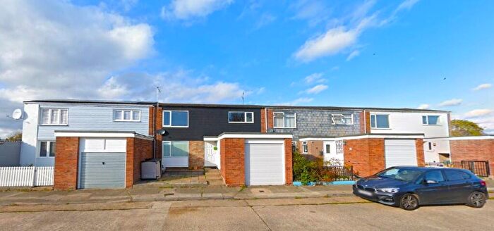 5 Bedroom Terraced House To Rent In Prospero Close, Colchester, Essex, CO4