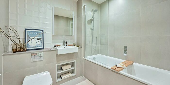 2 Bedroom Flat To Rent In Coppermaker Square, Stratford, E20