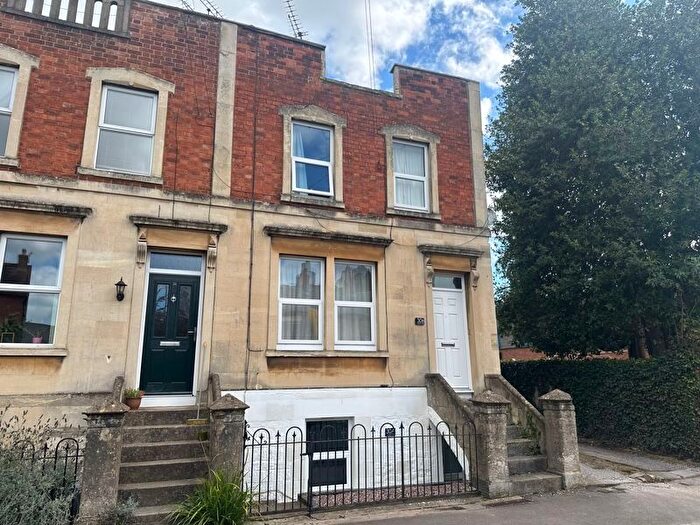 1 Bedroom Flat To Rent In Regent Street, Stonehouse, GL10