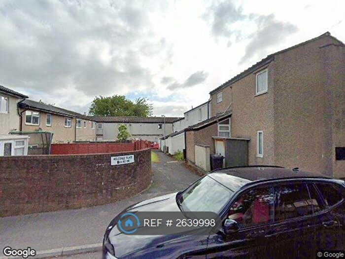 1 Bedroom Flat To Rent In Holtdale Place, Leeds, LS16