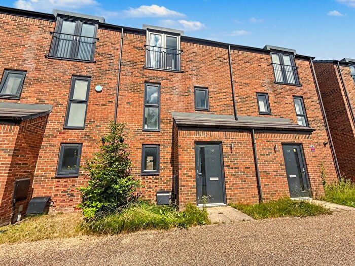 3 Bedroom Terraced House For Sale In Cromwell Road, Salford, M6
