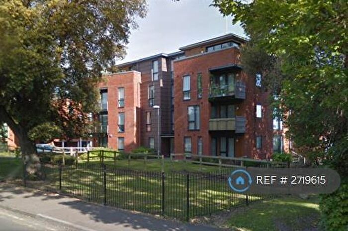 2 Bedroom Flat To Rent In Tilehurst Road, Reading, RG1
