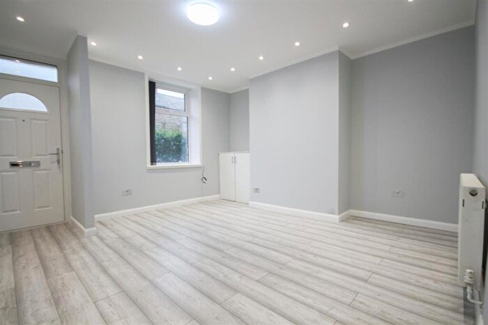 2 Bedroom Terraced House To Rent In Manchester Road, Haslingden, Rossendale, BB4