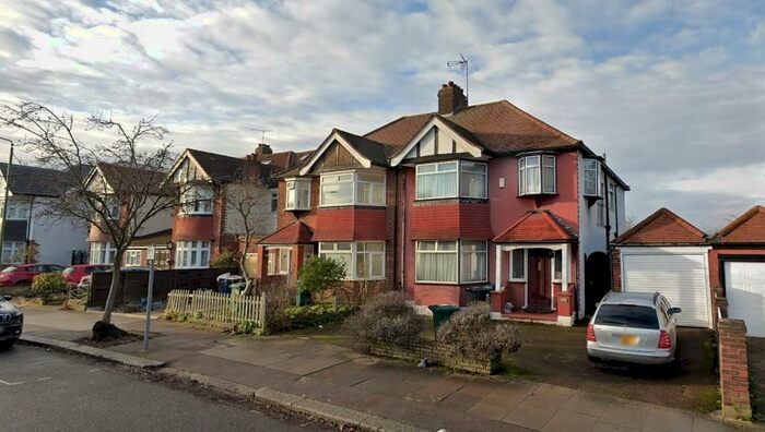 4 Bedroom Semi-Detached House To Rent In Sunny Gardens Road, Hendon, London, NW4