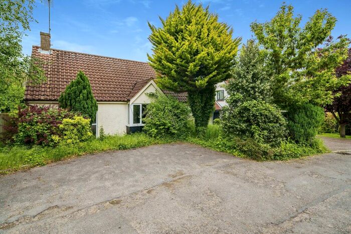 3 Bedroom Bungalow For Sale In St. Nicholas Field, Berden, Bishop's Stortford, CM23
