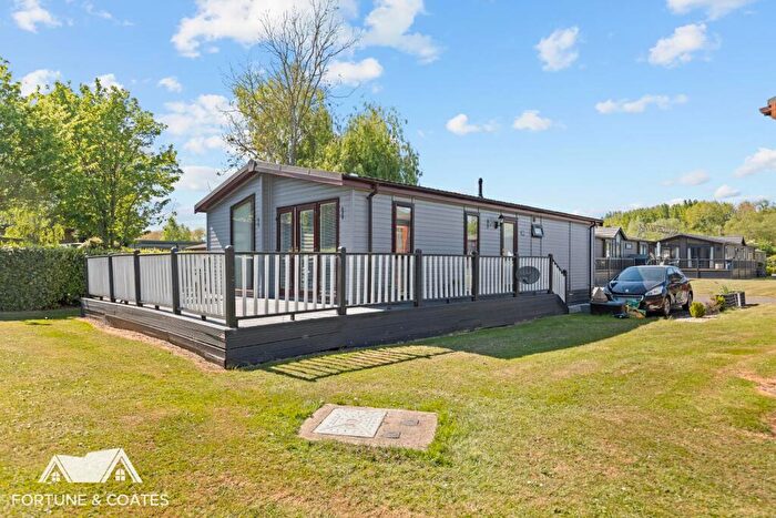2 Bedroom Park Home For Sale In Mill Green, Roydon Marina, Roydon, Harlow, CM19