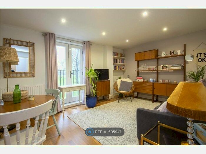 1 Bedroom Flat To Rent In Cadogan Terrace, London, E9