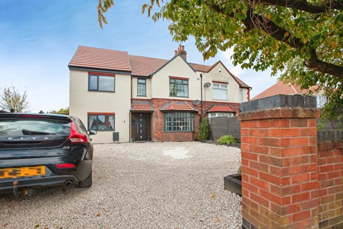 5 Bedroom Semi Detached House For Sale In Sutton Road, Kirkby-in-Ashfield, Nottingham, Nottinghamshire, NG17