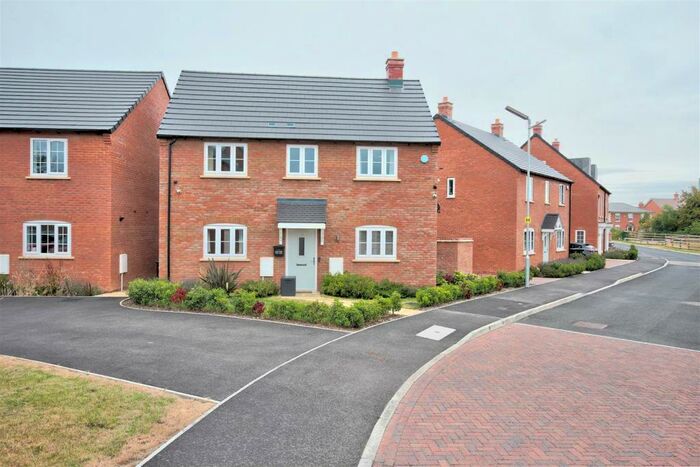 3 Bedroom Detached House For Sale In Kemp Drive, Husbands Bosworth, Lutterworth, LE17