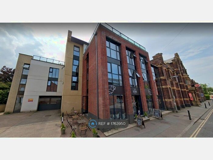 2 Bedroom Flat To Rent In Haven Road, Exeter, EX2