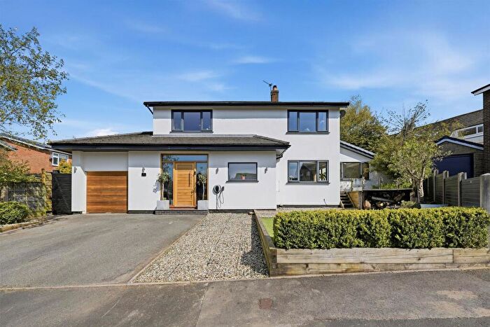 4 Bedroom Detached House For Sale In Robins Close, Rainow, Macclesfield, SK10