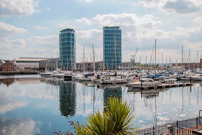 2 Bedroom Apartment For Sale In Dock Head Road, Chatham, Kent, ME4