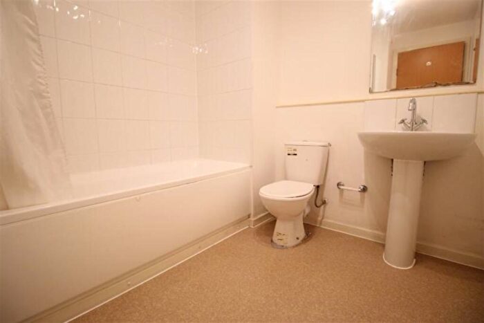 1 Bedroom Apartment To Rent In Marco Island, Huntindon Street, NG1