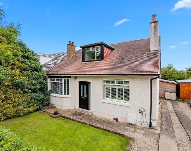 3 Bedroom Semi-Detached Bungalow For Sale In Hillend Road, Clarkston, G76