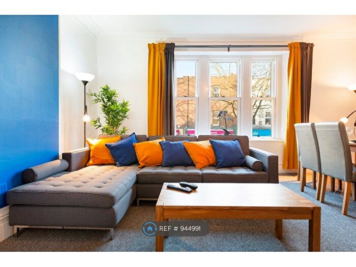 3 Bedroom Flat To Rent In North Street, Bristol, BS3