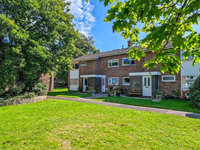 2 Bedroom Apartment For Sale In Hoburne Gardens, Highcliffe, Dorset, BH23