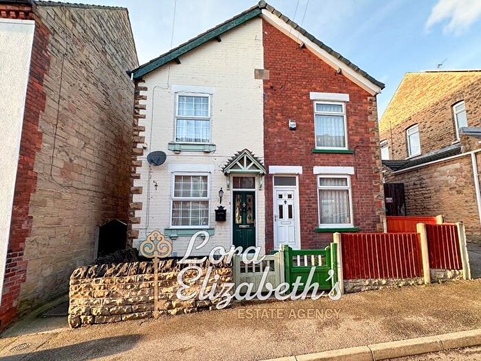 2 Bedroom Semi Detached House For Sale In Linden Street, Mansfield, Nottinghamshire, NG19
