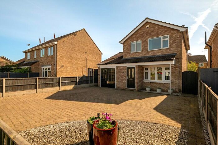 3 Bedroom Detached House For Sale In Calder Road, Lincoln, Lincolnshire, LN5