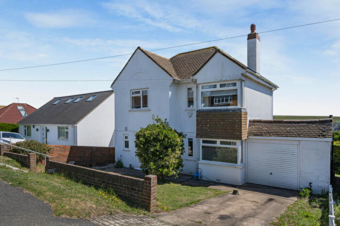 3 Bedroom Detached House For Sale In Westmeston Avenue, Saltdean, Brighton, East Sussex, BN2