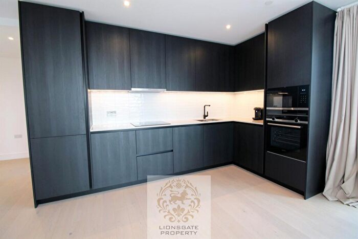 2 Bedroom Apartment To Rent In Hawksbury Heights, Hewson Way, London, SE17